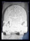 Tombeau à la mémoire des soldats morts pour la France de l'église de Ménesqueville (Eure)