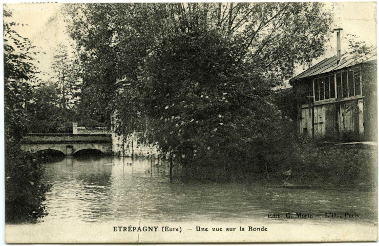 Etrépagny. Une vue sur la Bonde.
