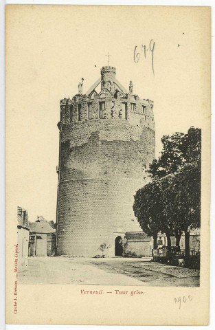Verneuil-sur-Avre. Tour Grise.