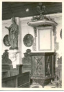 La chaire et une partie du mobilier de l'église Saint-André d'Authouillet, à Autheuil-Authouillet (Eure, France)
