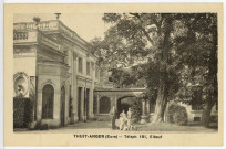 Thuit-Anger (Le). Salle des Fêtes du Château.