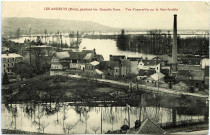 Andelys (Les). Pendant les grandes eaux - Vue d'ensemble sur le Petit Andely.