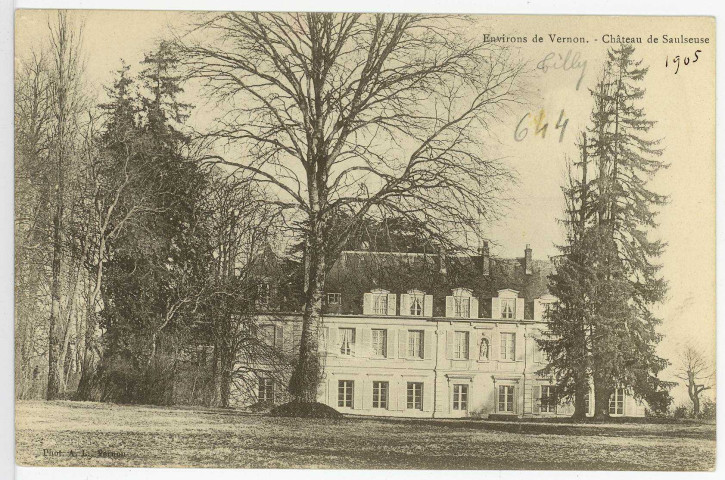 Tilly. Château de Saulseuse.
