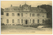 Saint-Georges-du-Vièvre. Château de Launay.