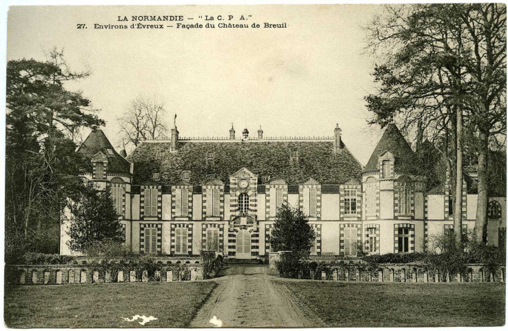 Miserey. Façade du Château du Breuil.