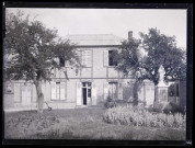 Façade du pavillon de M. Bonjean à Orgeville (Eure).