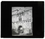 Église Saint-Sauveur de Nevers (Nièvre), façade ouest.