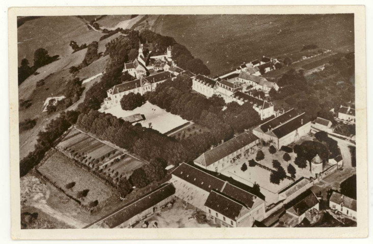 Caillouet-Orgeville. Petit Séminaire d'Orgeville-Vue aérienne.