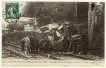 Bernay. Catastrophe de Bernay (10 septembre 1910)- Le Tender projeté par-dessus la locomotive à 50 m en avant.