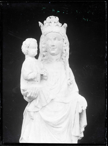 Statue de Vierge à l'enfant de l'église de Noyers (Eure).