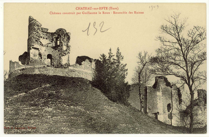 Château-sur-Epte. Château construit par Guillaume le- Roux-Ensemble des Ruines.
