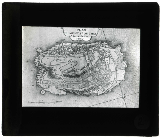 Abbaye du Mont-Saint-Michel (Manche), plan de l'ilot publié par N. de Fer à Paris .