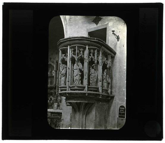Église Saint-Pierre d'Avignon (Vaucluse), chaire.