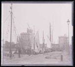 Bateaux de pêche dans le port de la Rochelle (Charente-Maritime).