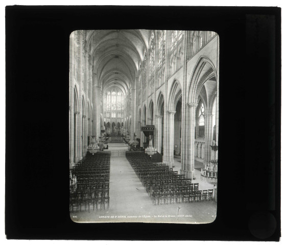 Basilique Saint-Denis (Seine-Saint-Denis), intérieur, nef et chœur.