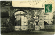 Amfreville-les-Champs. Une entrée de l'ancien Château.