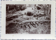 Evreux-Ville. Passage à niveau de Paris à Evreux après le Bombardement.