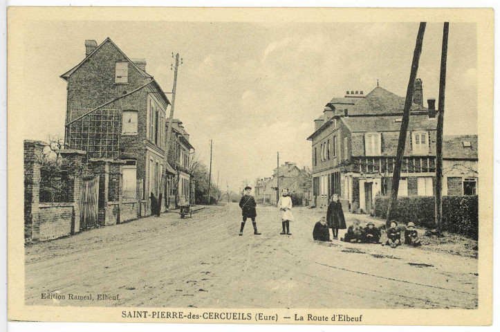 Saint-Pierre-des-Cerceuils. La Route d'Elbeuf.