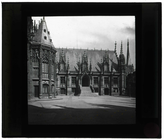 Palais de justice de Rouen (Seine-Maritime).