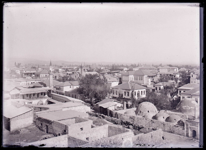 Vue générale de la ville de Tarse (Turquie) (notice PA).