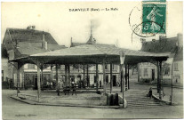 Damville. La Halle.