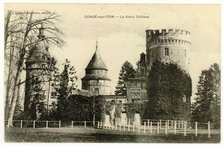 Condé-sur-Iton. Le Vieux Château.