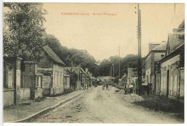 Sainte-Marie-de-Vatimesnil. Route d'Etrépagny.
