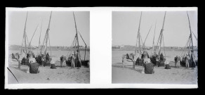 Felouques sur les rives du Nil à Louxor (Égypte).
