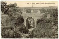 Evreux-Ville. Navarre : Pont de la République.