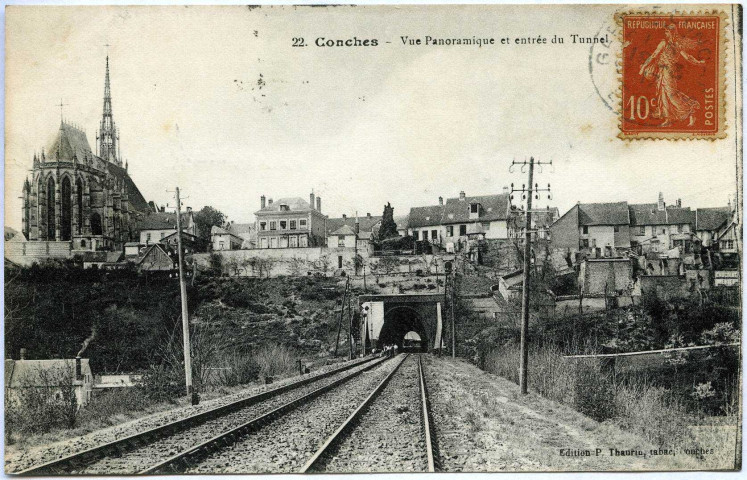 Conches-en-Ouche. Vue panoramique et entrée du Tunnel.