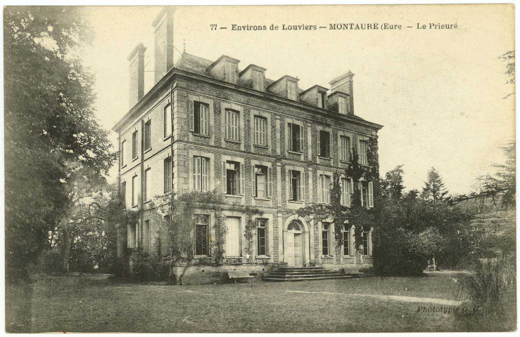 Montaure. Environs de Louviers Montaure (Eure) - Le Prieuré.