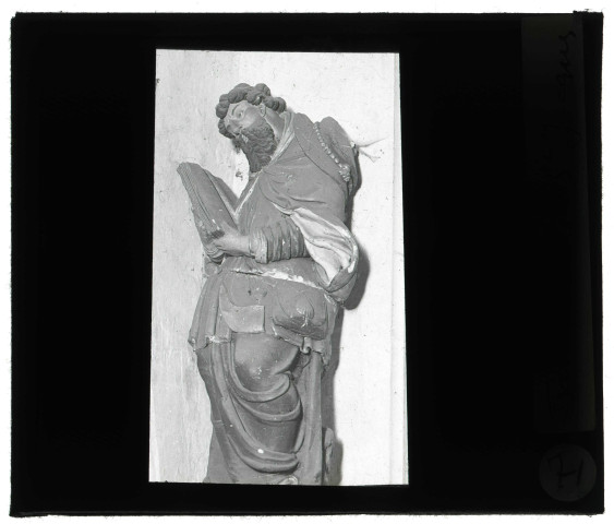 Église de Francheville (Eure), statue de Saint-Jacques.
