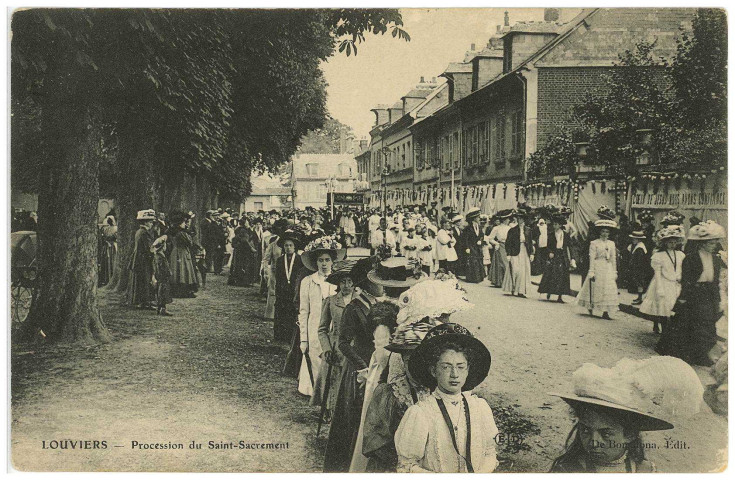 Louviers-Ville. Procession du Saint-Sacrement.