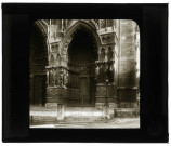 Cathédrale Notre-Dame d'Amiens (Somme), façade ouest, porte droite.
