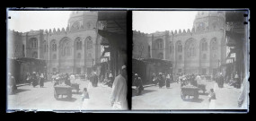 Façade de la mosquée de Qalawun au Caire (Égypte).