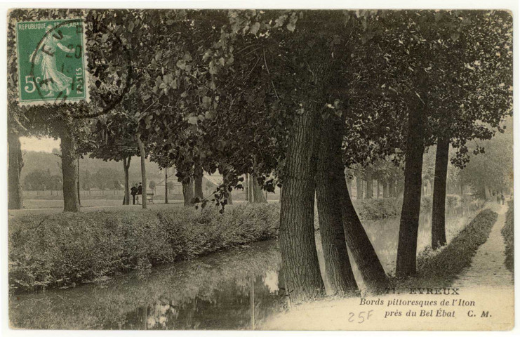 Evreux-Ville. Bords pittoresque de l'Iton près du Bel-Ebat.