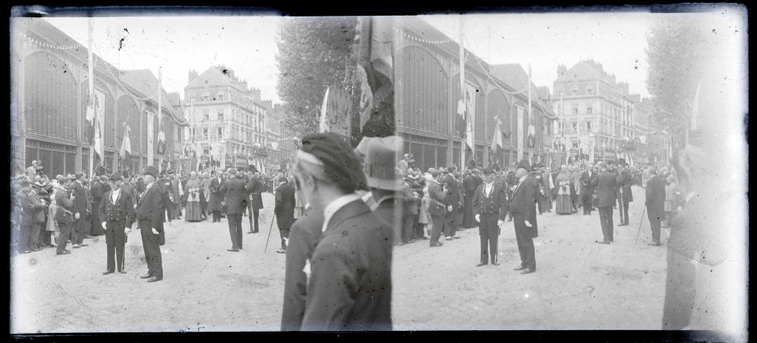 Procession, fête de Jeanne d'Arc à Rouen (Seine-Maritime).