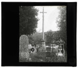 Calvaire dans le cimetière d'Épreville-en-Lieuvin (Eure).