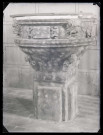 Église de Gournay-le-Guérin (Eure), fonts baptismaux.