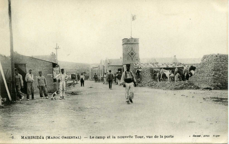 MAHIRIDJA (MAROC ORIENTAL). - Le camp et la nouvelle Tour, vue de la porte