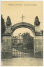 Verneuil-sur-Avre. Porte d'entrée du Cimetière.