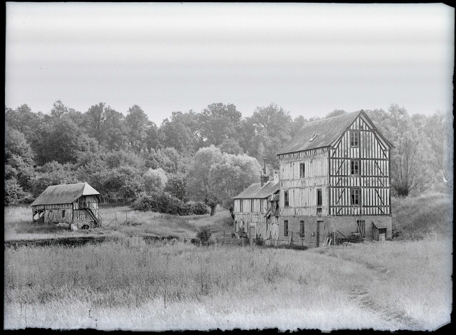 Moulin à colombages d'Elbeuf (Seine-Maritime) ou du Neubourg (Eure).