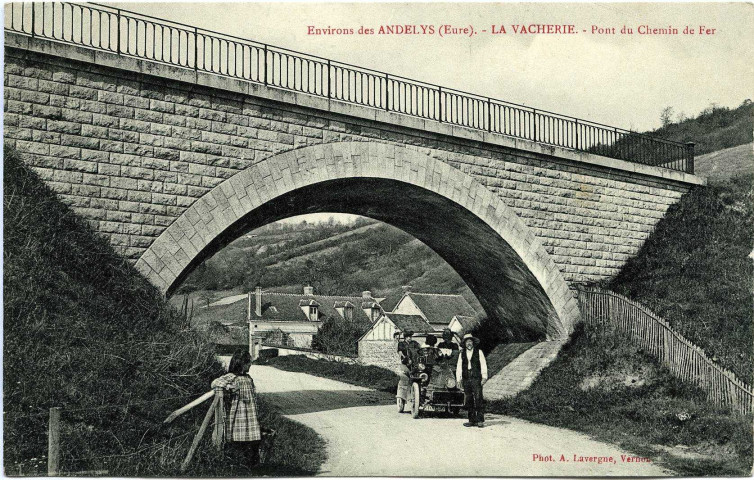 Andelys (Les). La Vacherie - Pont du Chemin de Fer.