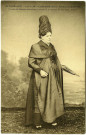 Divers. En Normandie. - Le Roumois (Eure) : Costume de deuil (1820).