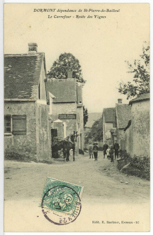 Saint-Pierre-de-Bailleul. Dormont Le Carrefour - Route des Vignes.