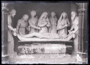 Groupe statuaire représentant la mise au tombeau de l'église abbatiale de Saint-Germer-de-Fly (Oise).