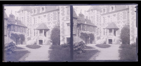 Cour intérieure d'un hôtel particulier.