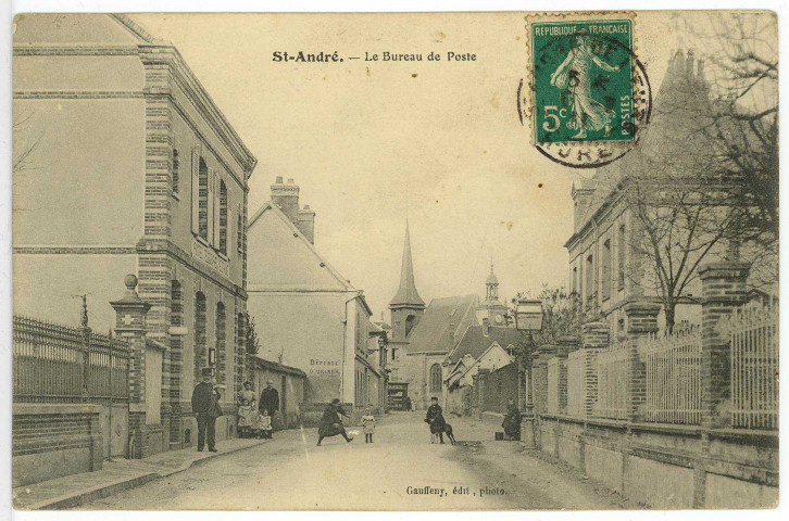Saint-André-de-l'Eure. Le Bureau de Poste.