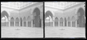Cour intérieure d'une mosquée.