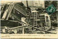 Bernay. Déraillement de l'Express de Cherbourg en Gare de Bernay (10 septembre 1910). - 1. - Debris de Wagons.